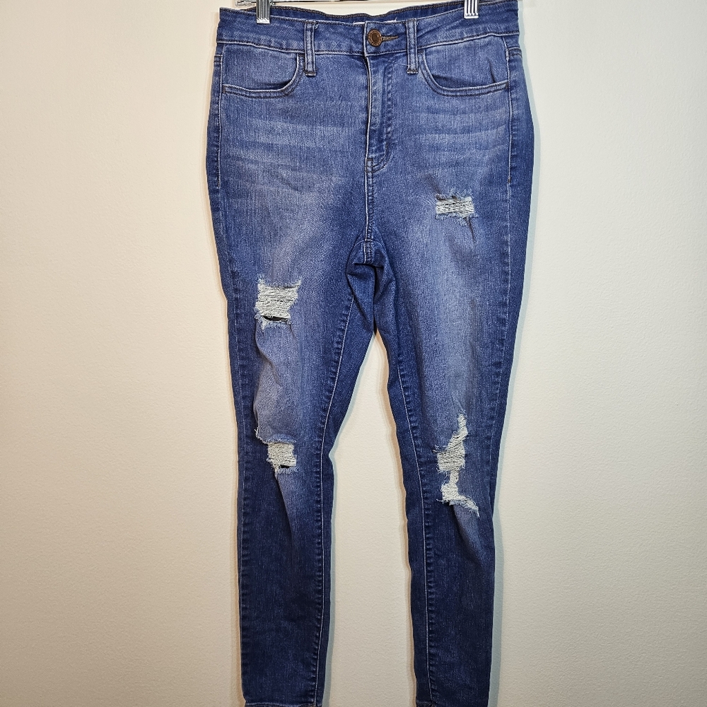 SO High-Rise Ultimate Jegging - Size 9/29W
